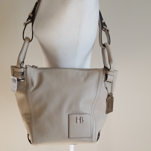 henri bendel Handbags - Henri Bendel Spruce St Hobo Bucket Bag